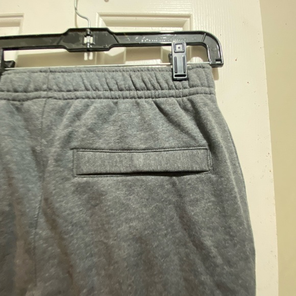 Nike sweatpants - Picture 5 of 10